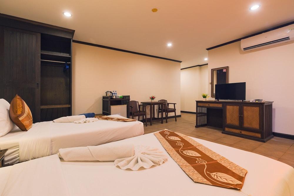 Seeka Boutique Resort Patong Exterior foto