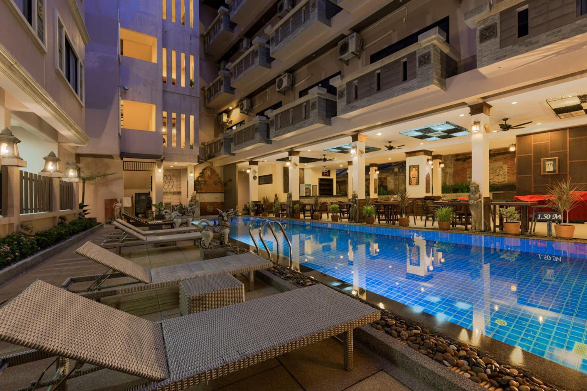 Seeka Boutique Resort Patong Exterior foto
