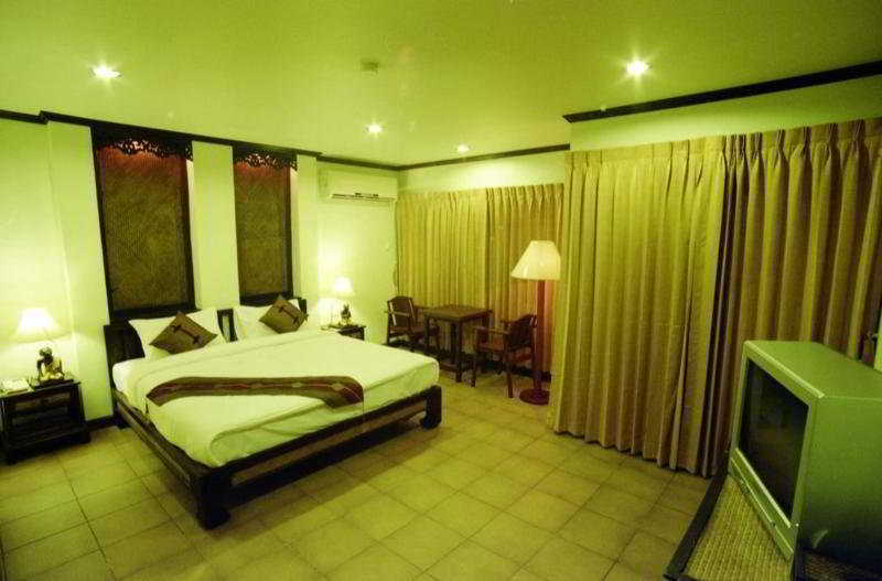 Seeka Boutique Resort Patong Exterior foto